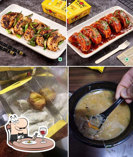 Food at Wow! Momo