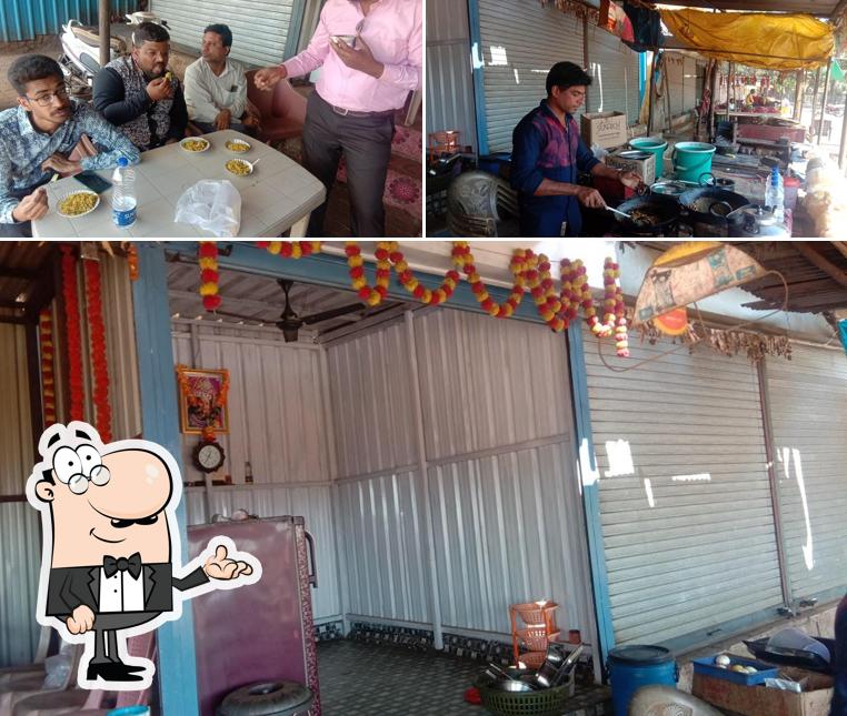 Thakur coldrink Maggie center