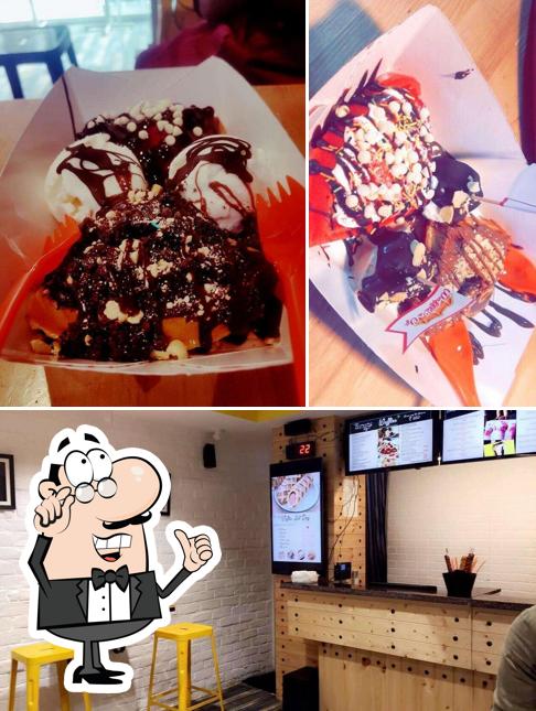 Check out how Waffle's Up looks inside