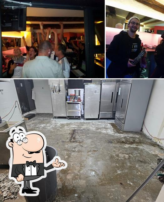 L'intérieur de BAM BAM BBQ