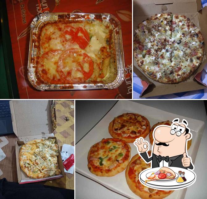 Pick pizza at Hungerhook