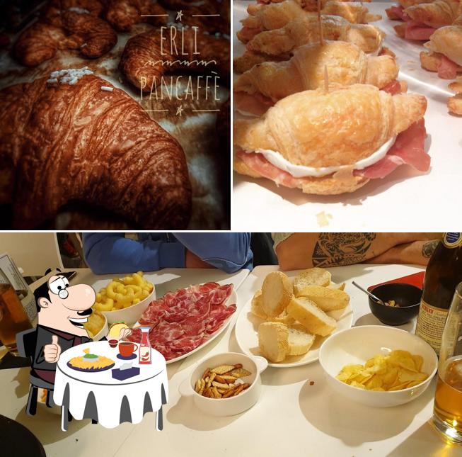 Prova un hamburger a Erli Pancaffè