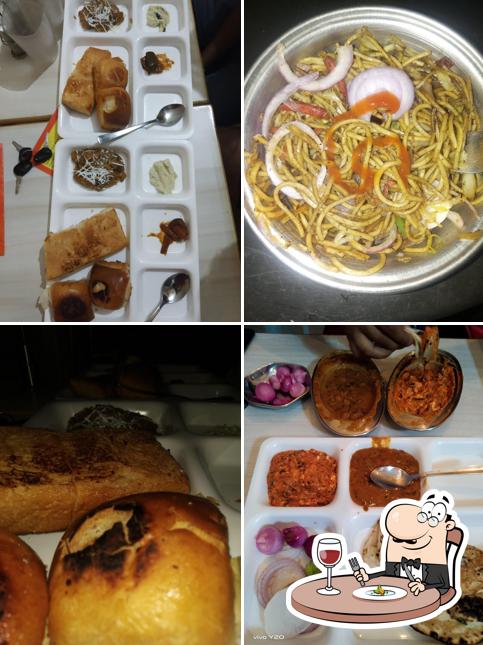Food at Bhalla Dhaba