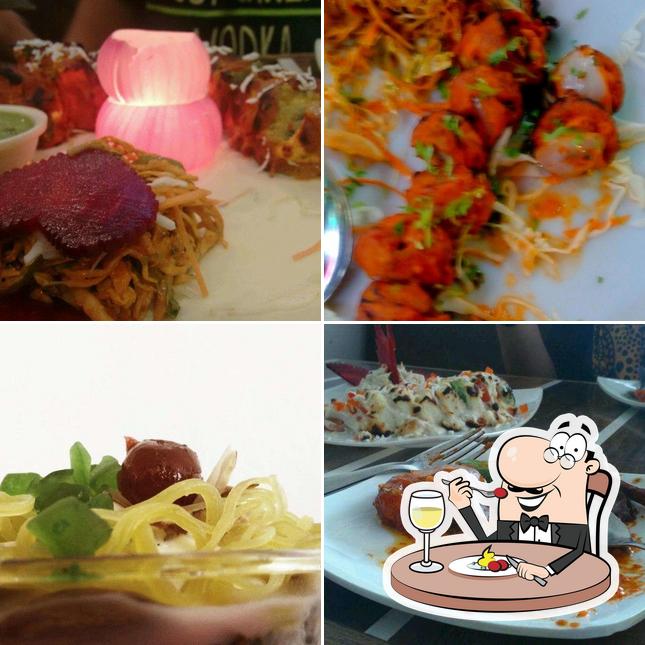 Food at Good Food Court
