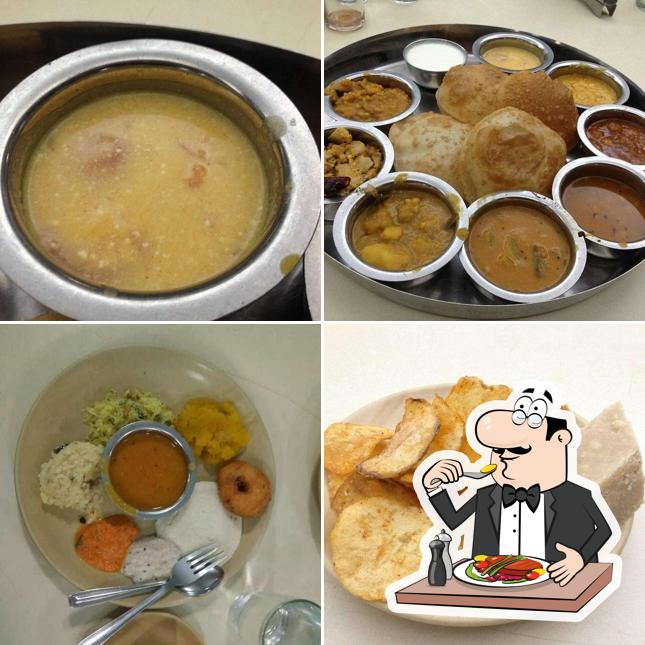 Meals at Hotel Palmgrove - Menaka