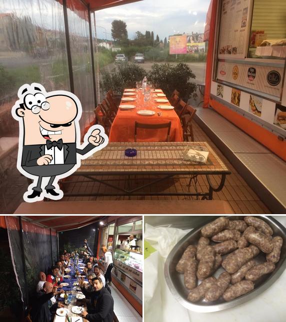 Tra le varie cose da La Piada in Gabbia si possono trovare la interni e cibo
