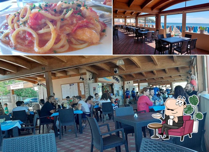 Dai un’occhiata alla immagine che mostra la interni e cibo di Lido Mediterraneo