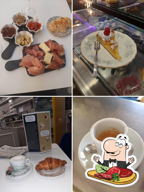 Ordina i piatti di carne a Caffè Roma