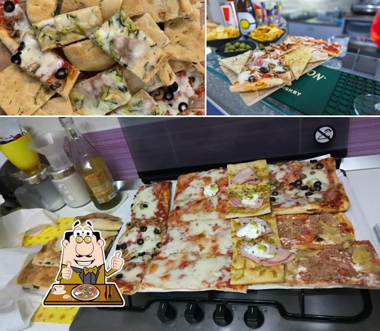 Scegli una pizza a Pizzeria Bar Fiore di Pizza