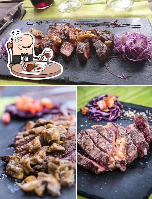 Prova i piatti di carne a Officina della brace