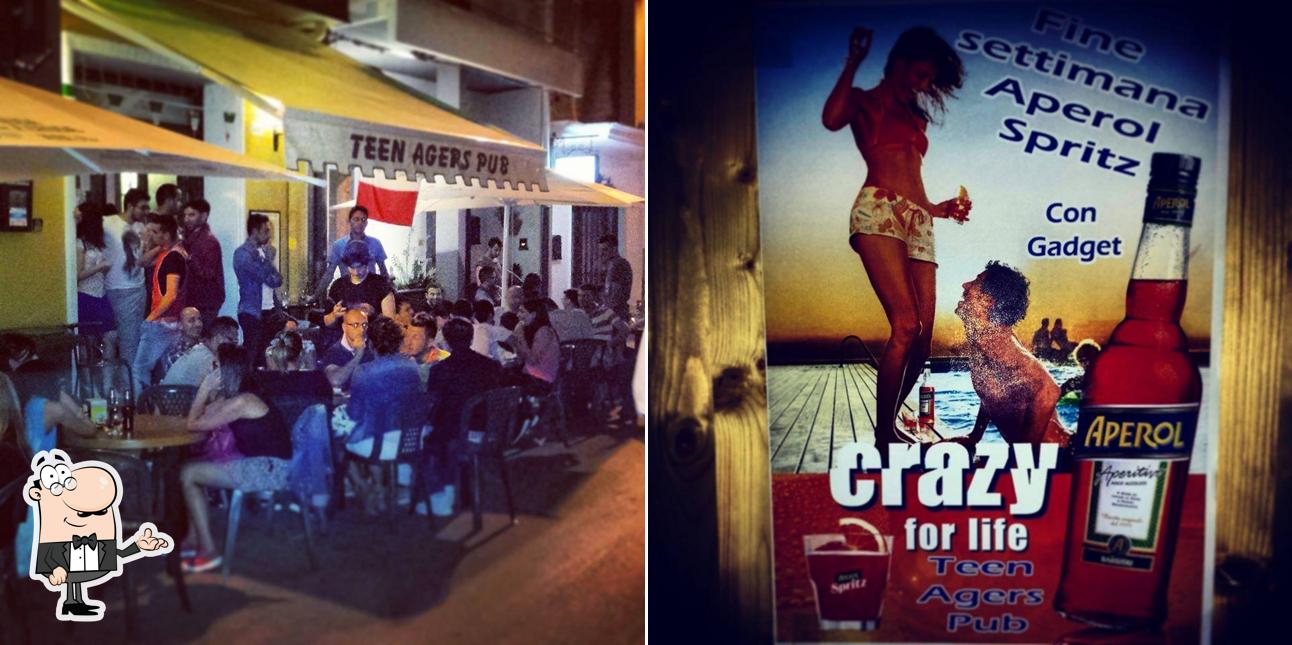 Gli interni di Teen Agers Pub