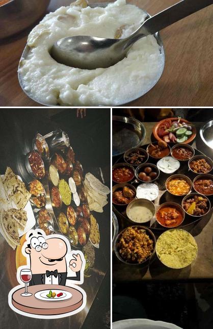 Food at Gir Rajwadi- Authentic Kathiyawadi Restaurant