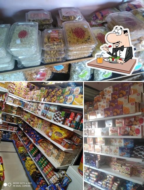 Meals at Karachi Bakery