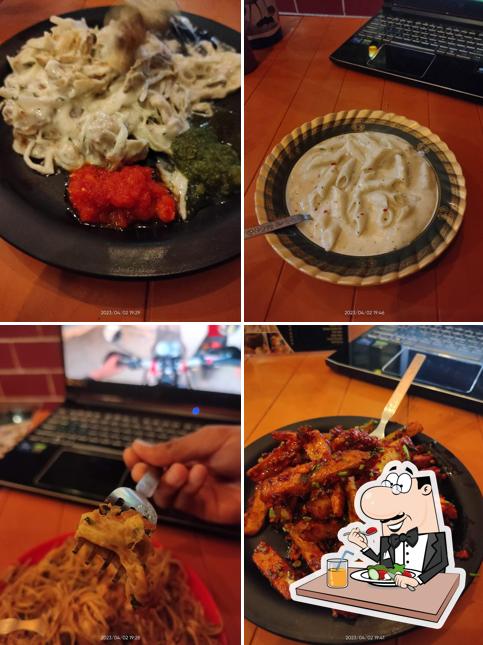 Food at Papa's grill