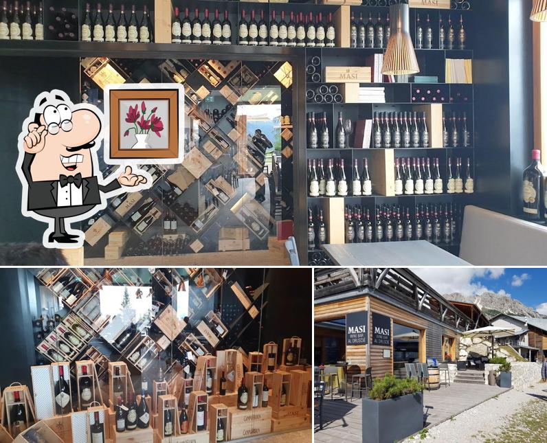Dai un'occhiata agli interni di Masi Wine Bar Cortina
