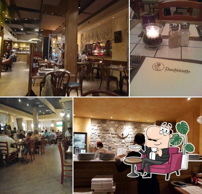 Siediti a un tavolo di Ristorante Pizzeria Campi Bisenzio -Acquamatta-