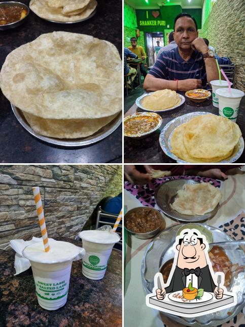 Meals at Shankar Chole Bhatura