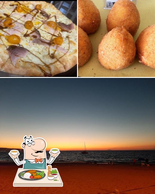 Tra le diverse cose da New Double si possono trovare la cibo e esterno