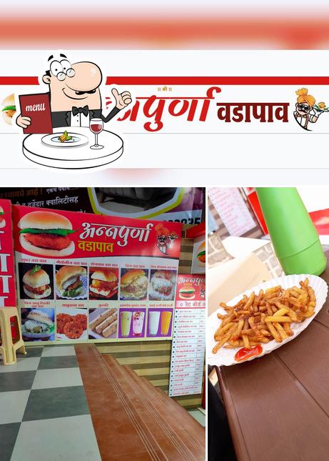 Food at Annapurna Vadapav
