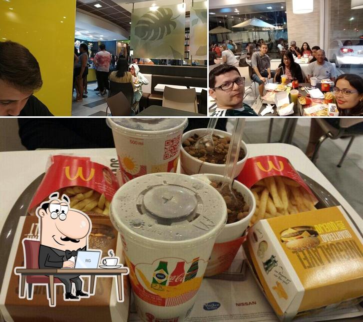 Veja imagens do interior do McDonald's