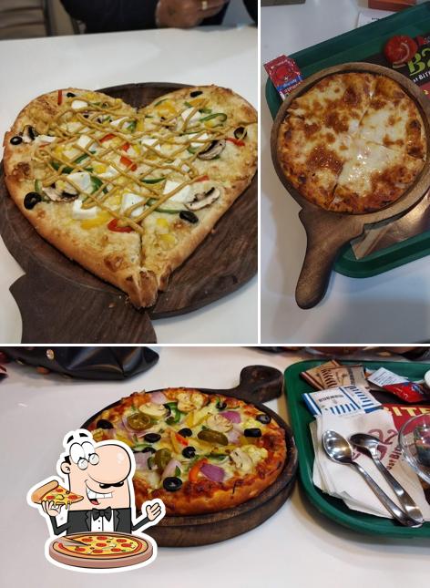 Try out pizza at Bite O Burger