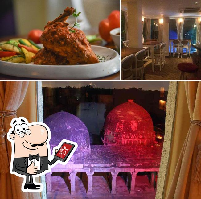 See this picture of Nosh HKV