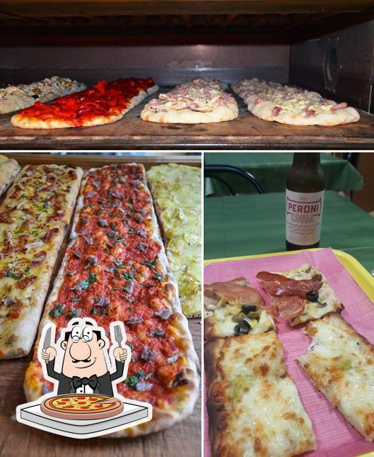 Prenditi una pizza a Pizzeria al taglio L'Orso Yoghi
