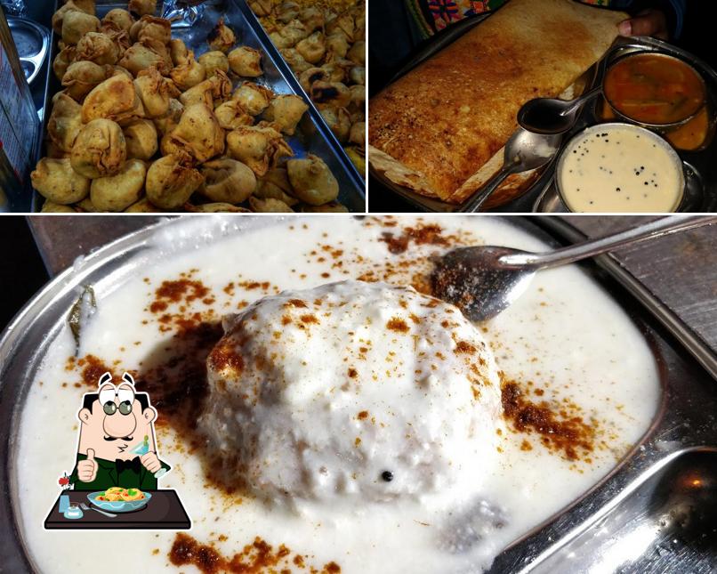 Food at Ram Mandir Tiffin Centre