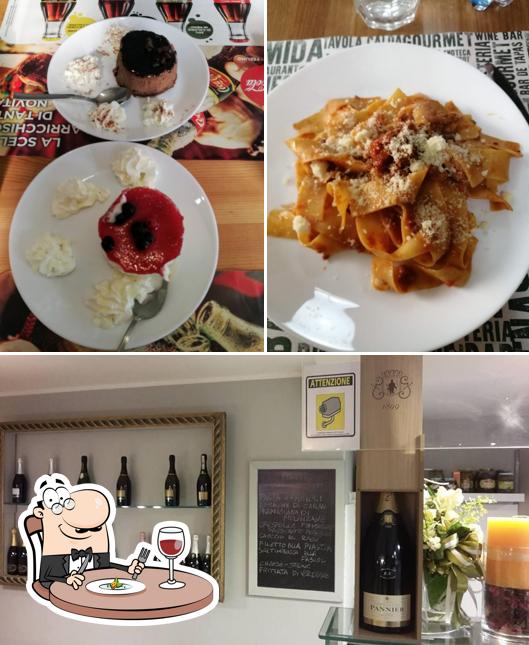 Guarda la immagine che mostra la cibo e alcol di Osteria Da Fasiol