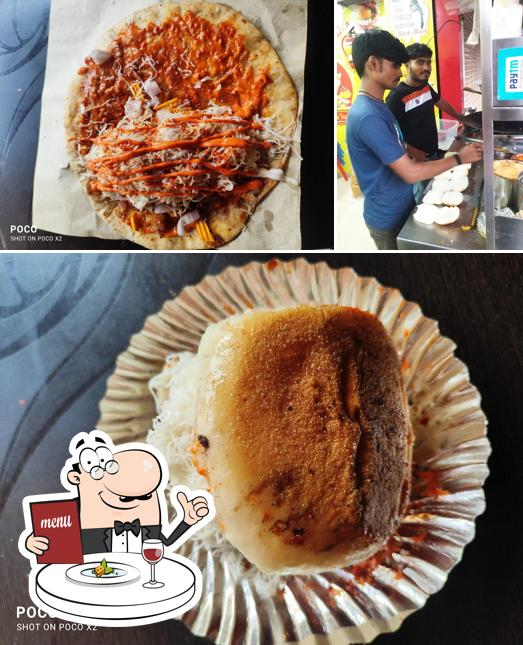 The image of The tandoor vada pav’s food and interior