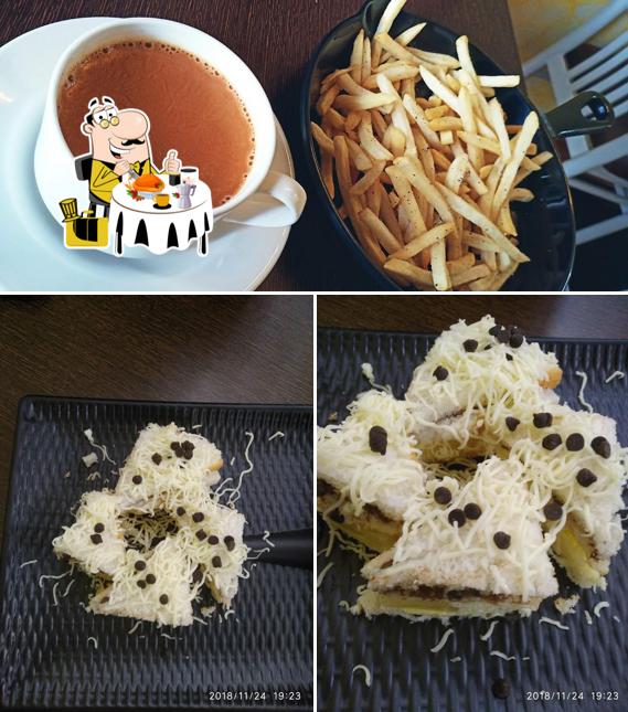 Food at Cafe D'La
