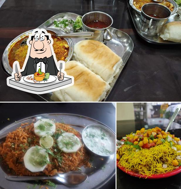 Food at Deepak Snack Corner