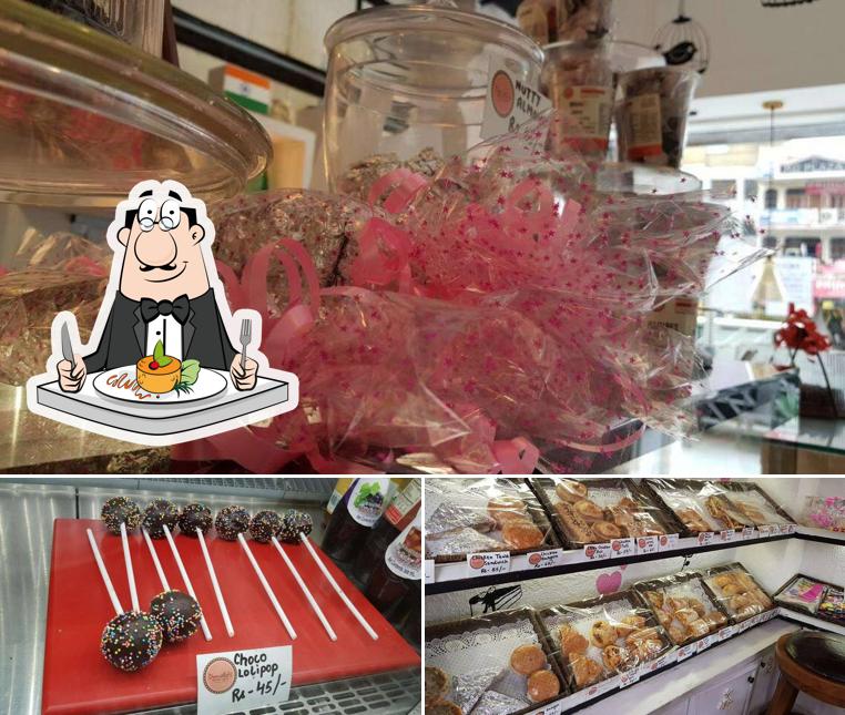 Meals at Donald's Pastry Shop