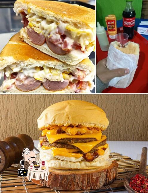 Entre diferentes coisas, comida e bebida podem ser encontrados no Elite Dog