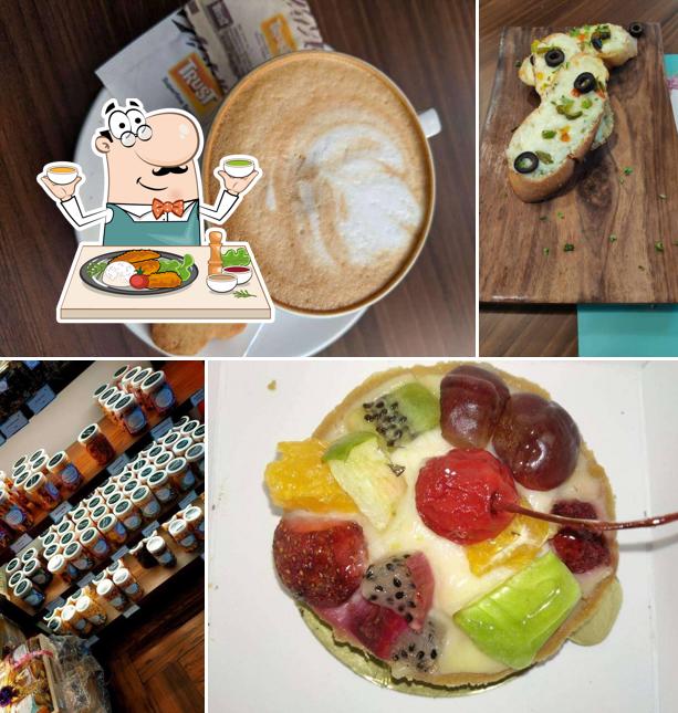 Meals at Honey & Dough