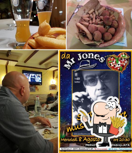 Ordina le patatine fritte a Pizzeria Mr Jones