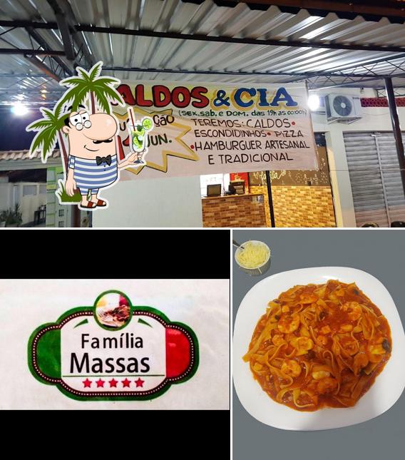 Look at the picture of Família Massas
