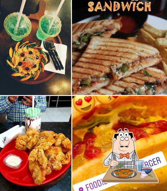 Chicken wings at Foodie’s (Pizza & Burger)