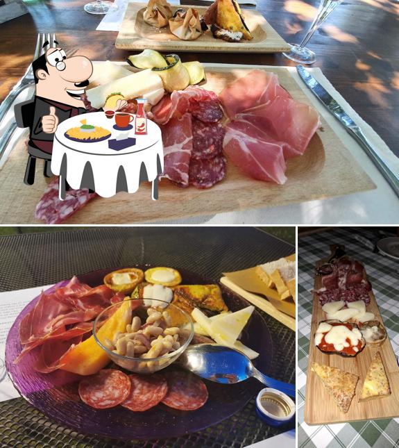 Piatto di formaggi al Ristorante Montalcino Piatto di formaggi al Ristorante Montalcino