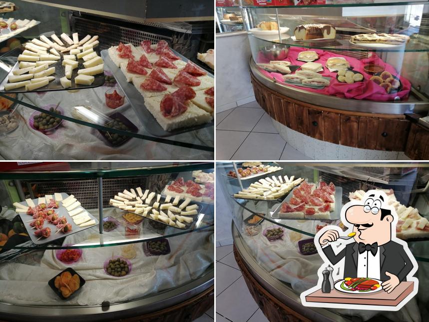 Platti al Bar Cavour