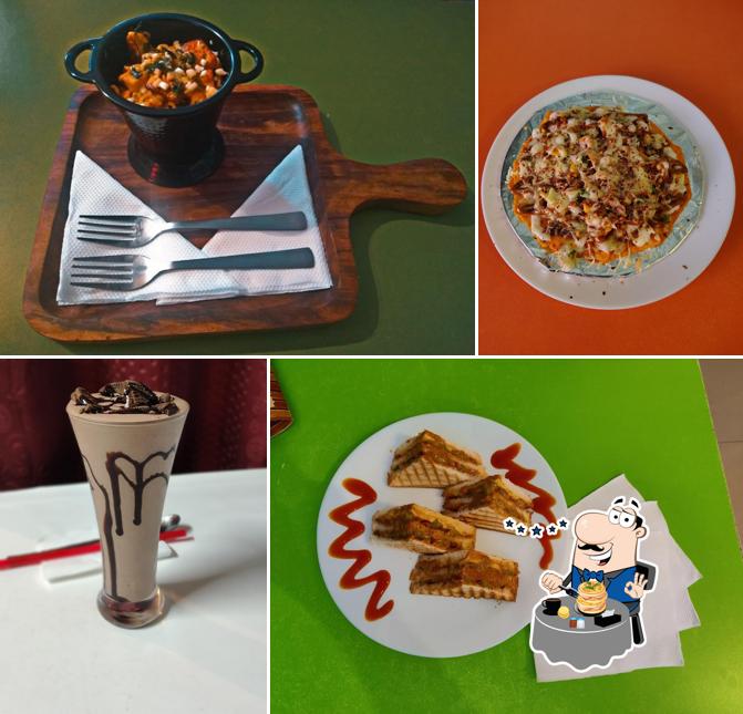 Food at CAFE FUNKY 5