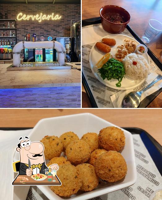 Comida em Mercado Gastronômico