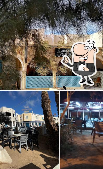 Café les arcades مقهى الاقواس