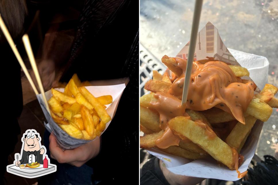 Assaggia le patatine fritte a Chips Street Caserta