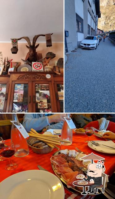Guarda gli esterni di Trattoria Des Amis