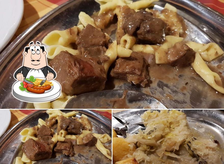 Platti al Restoran konoba Marino