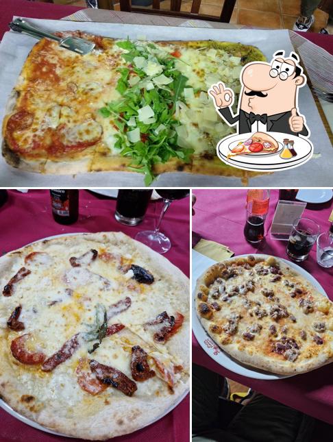 Prenditi una pizza a Pizzeria Il Campetto