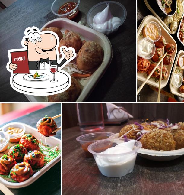 Food at #Momoz & More