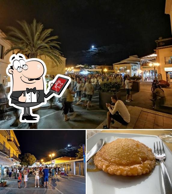 La immagine di esterno e cibo da Gallo pizza