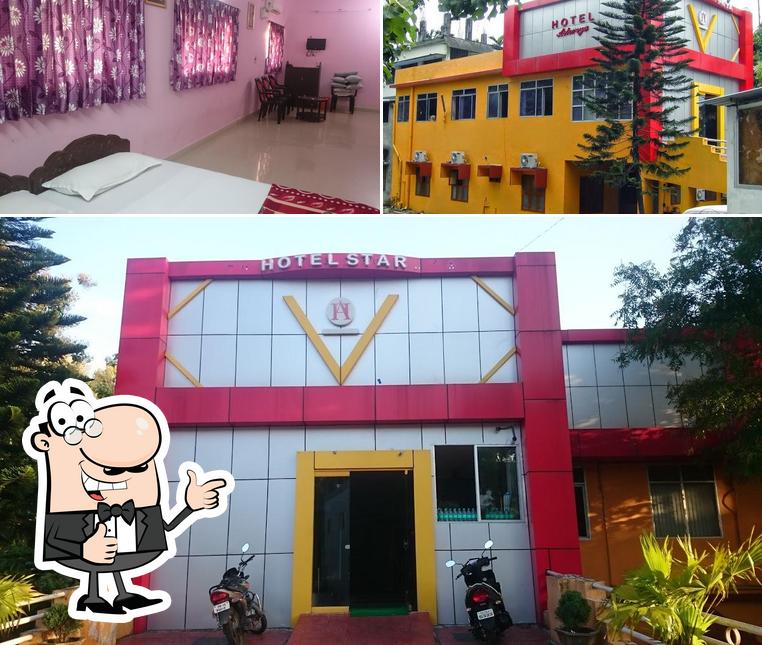 Look at this pic of Hotel Astoreya A/C